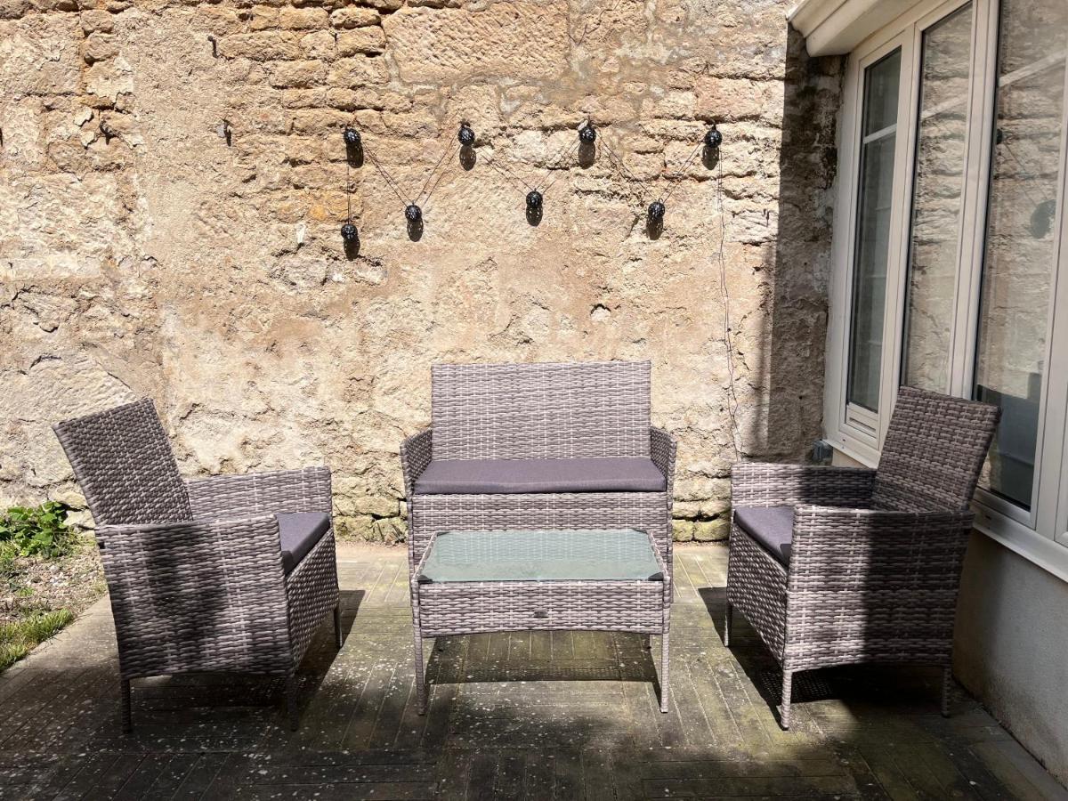 Appartement Renove - Wifi - Jardin - Centre De Niort Kültér fotó
